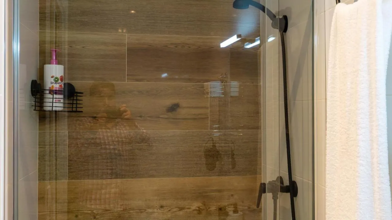 טורמולינוס Pizarro Apartment Malaga ספרד